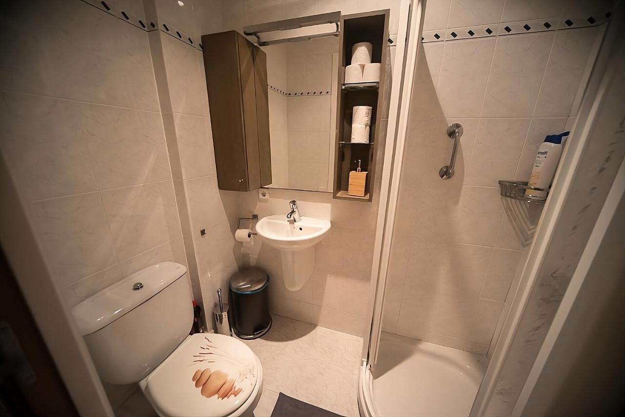 Traditional Rooms In Eixample Barselona Dış mekan fotoğraf